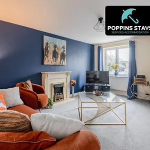  Holiday home Quiet House, Prkg-3 Cars, Contractors & Families, Centre 10mins